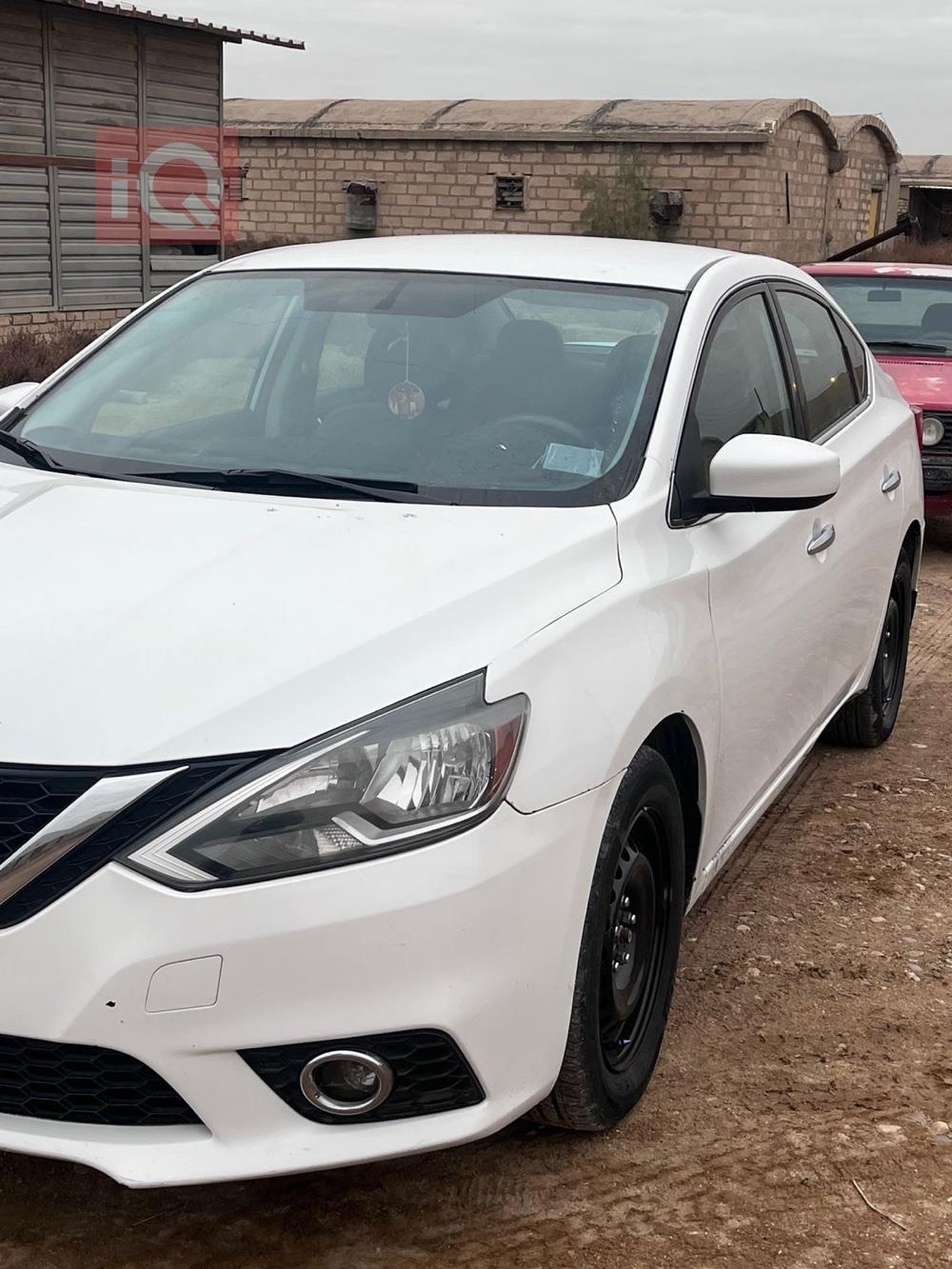 نیسان سێنترا